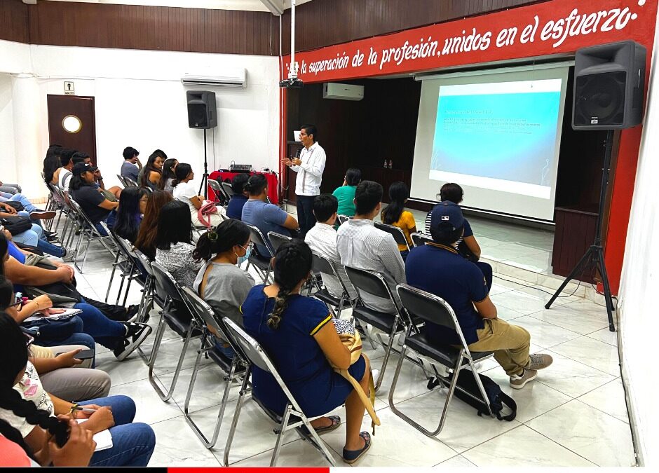 Reunión con alumnos de la Facultad de Contabilidad y Administración